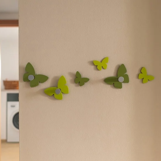 Appendiabiti da parete farfalle legno colore verde oliva