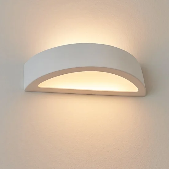 Applique curva di gesso bianco pitturabile moderna