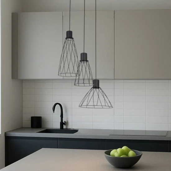 Lampadario per cucina nero tre elementi diffusori a gabbia